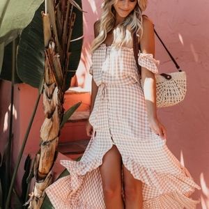 STUNNING HI LO MAXI DRESS IN GINGHAM❣